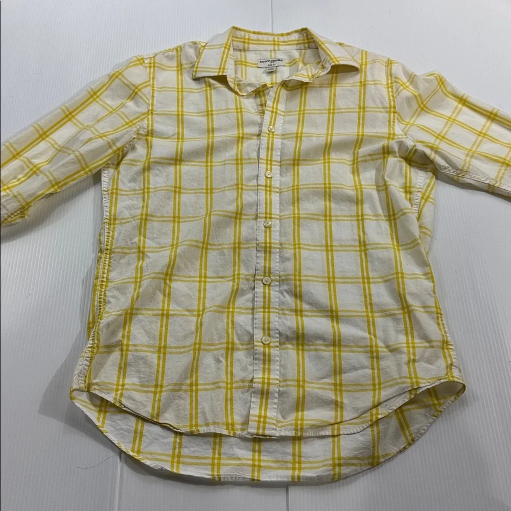 Banana Republic stylish yellow